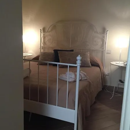 Palazzo Don Carlo- -